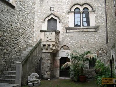 Palazzo Corvaja - Museo Siciliano di Arte e Tradizioni Popolari